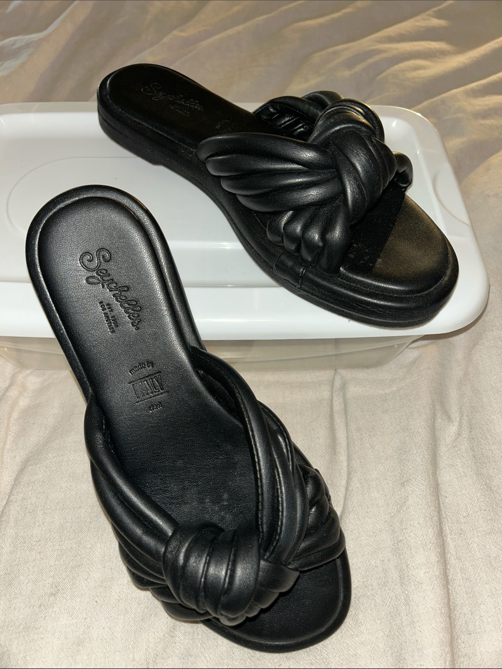 Seychelles Black Knotted Slide Sandals